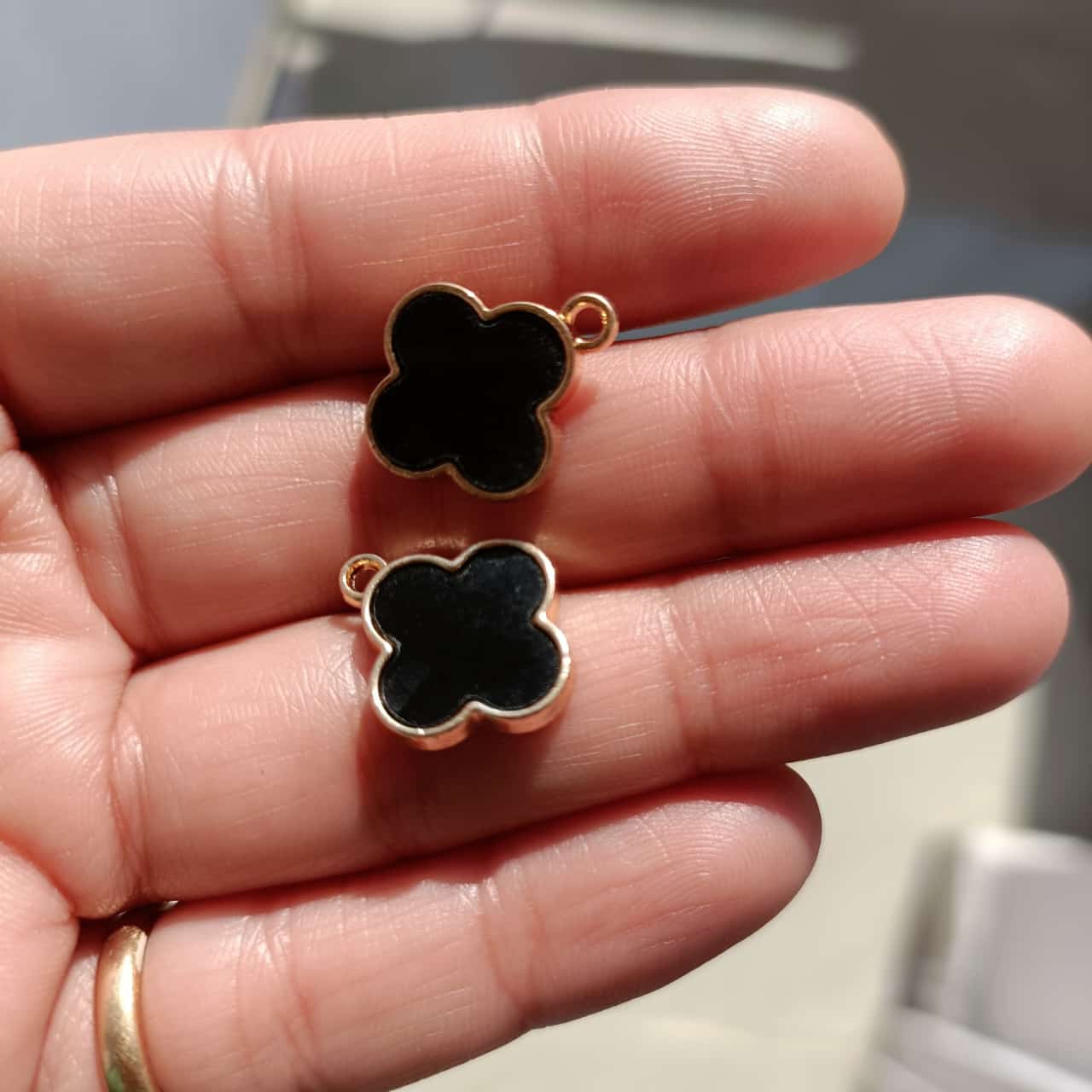 Black Four Leaf Clover metal charm
metal charm