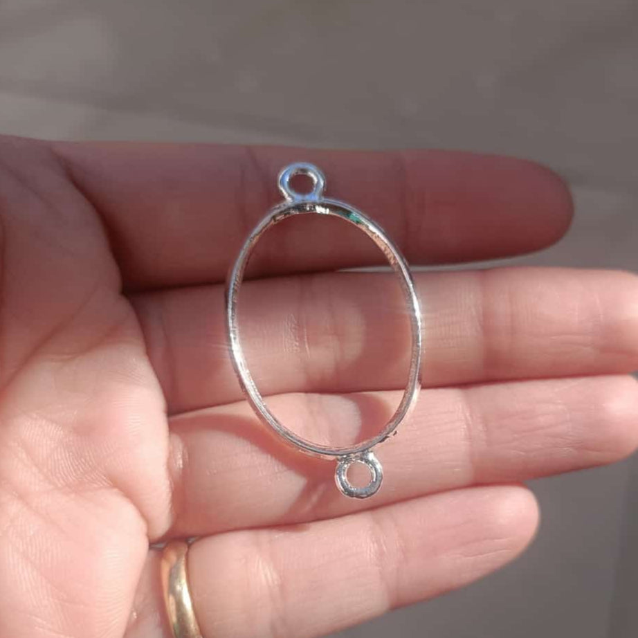 Silver Oval Shape Bracelet Bezel
resin bezel