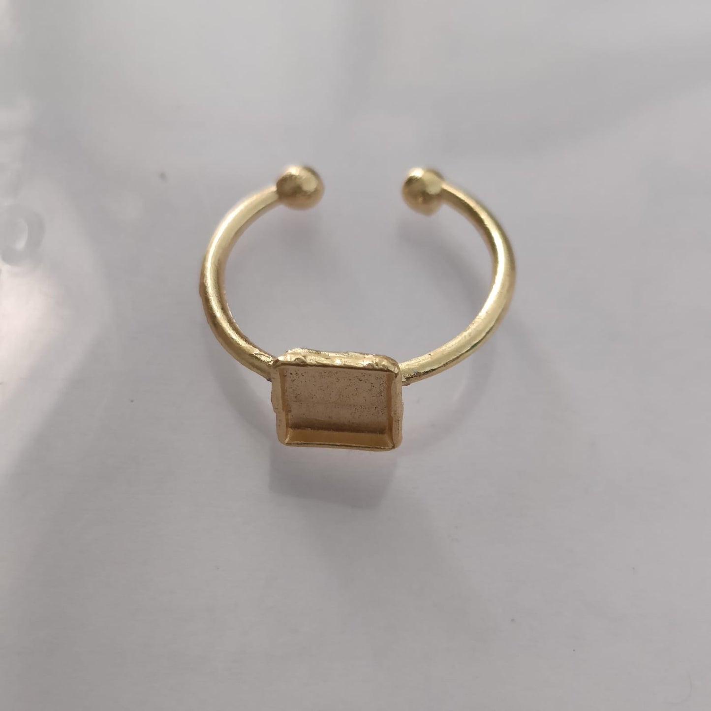 Square-Shaped Bezel Ring
bezel ring
bezel ring for resin
resin art supplies
wholesale rein art supplies
resin art material