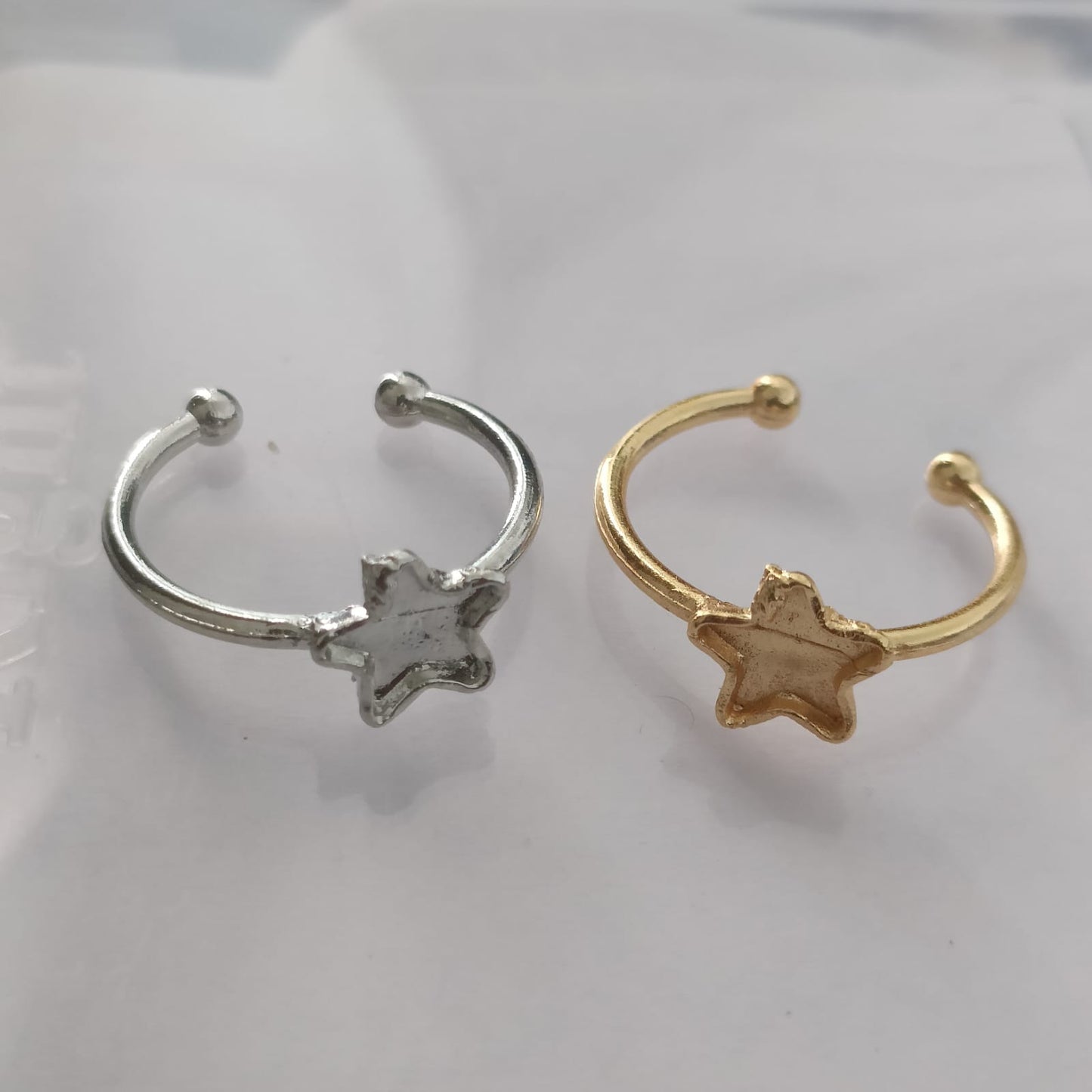 Star-Shaped Bezel Ring
bezel ring
bezel ring for resin
resin art supplies
wholesale rein art supplies
resin art material