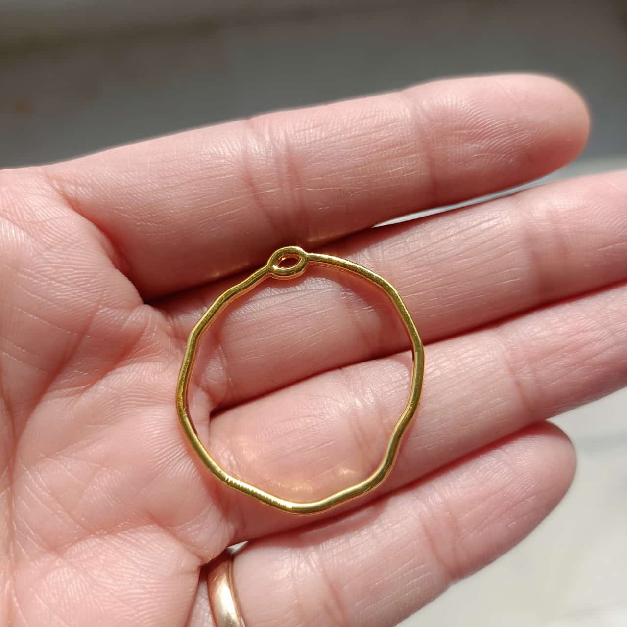 irregular shape bezel
Resin bezel
insane craft supplies
bezel used in resin
pandent bezel for resin