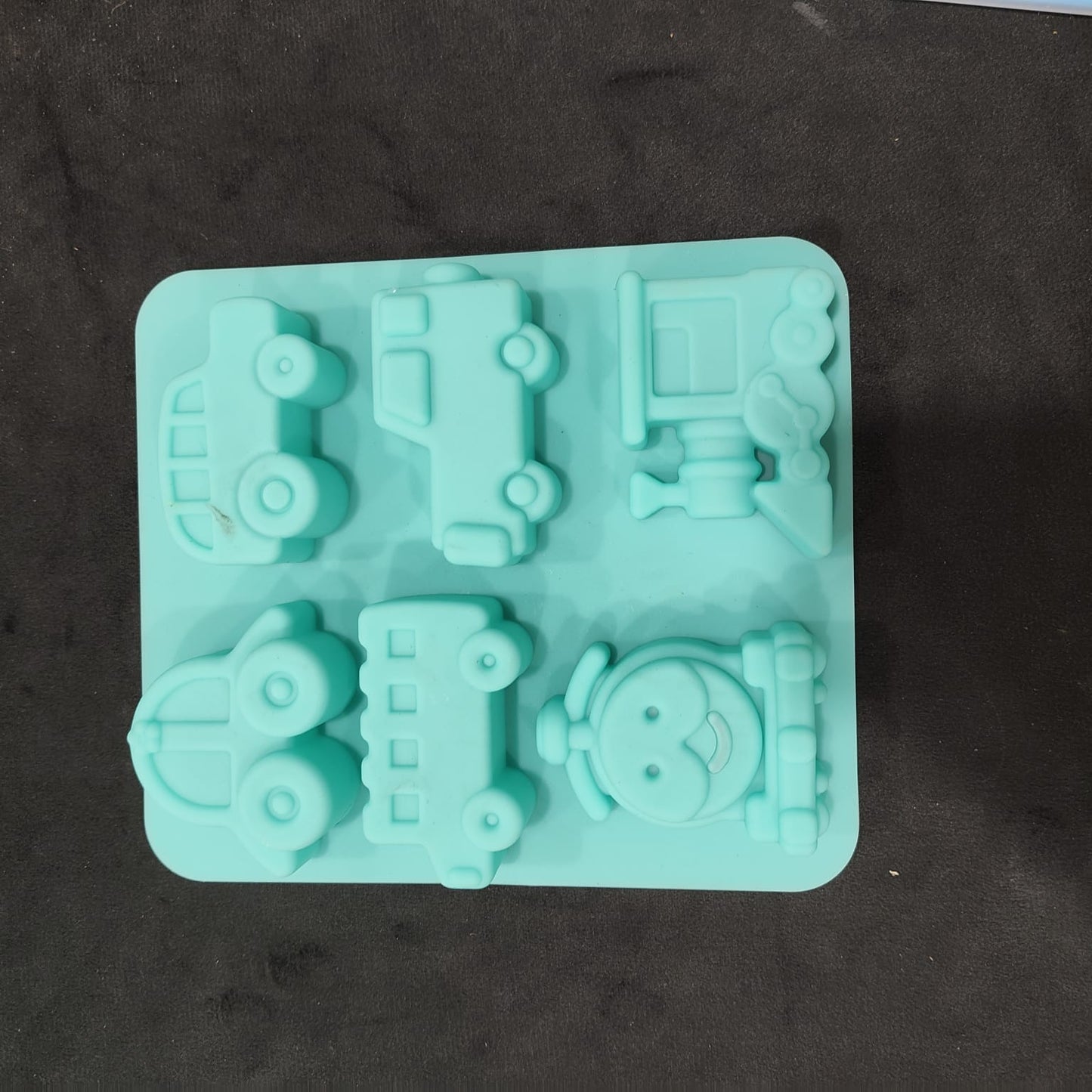 6 Cavity Baby Toy Concrete/Candle Mould