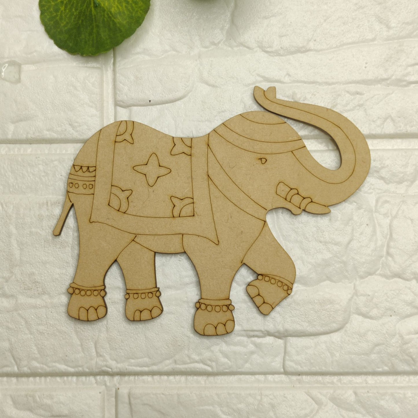 Elephant shape cutout