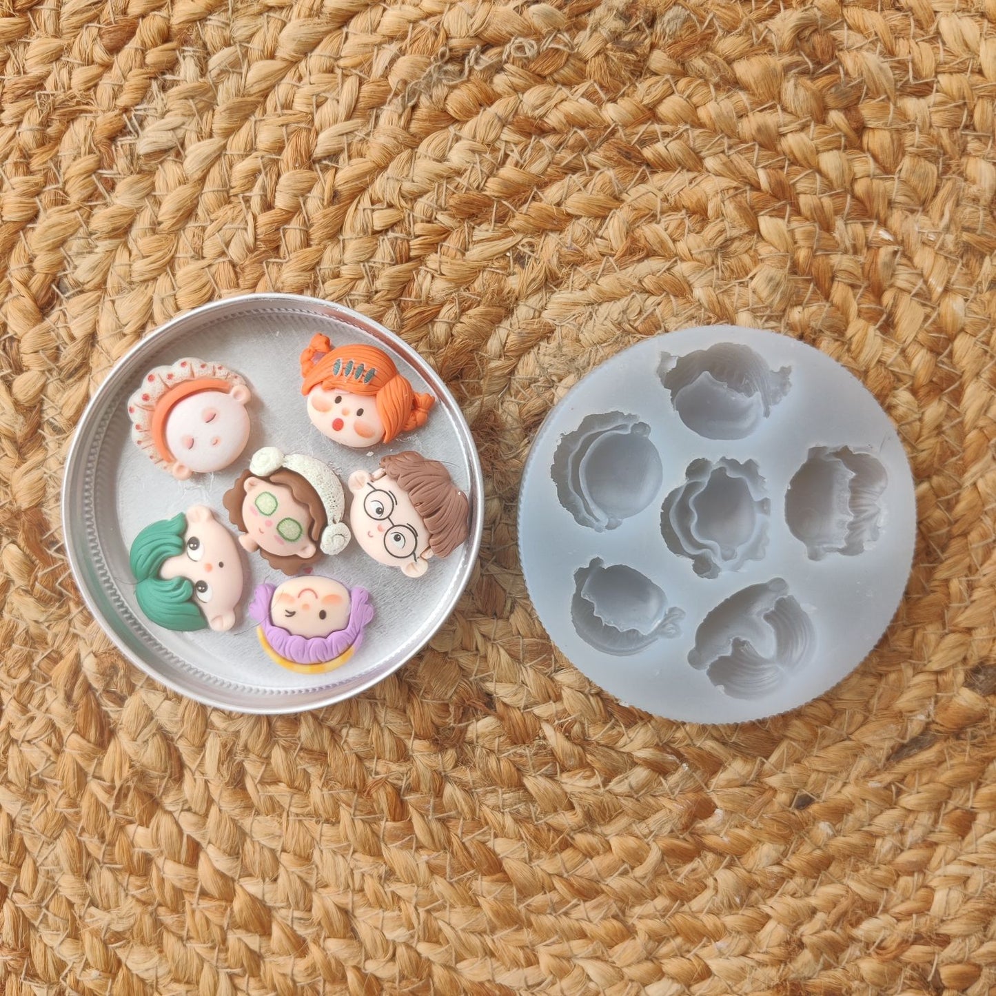 miniature cartoon Mold