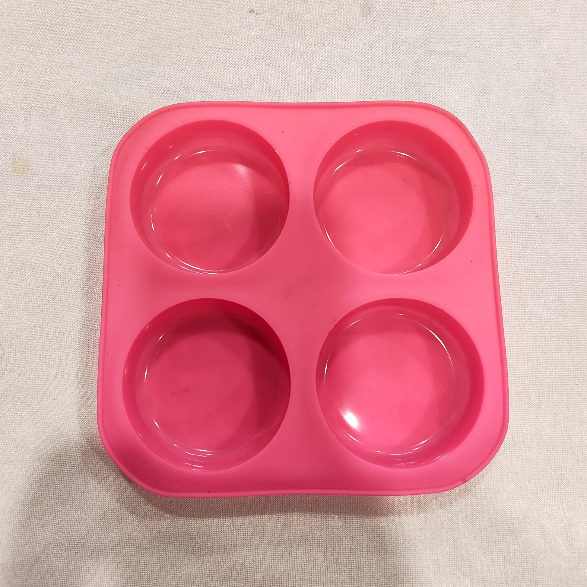 4 Cavity Round Shape Soap Mould 
soap mould
soap making mould
