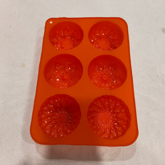 6 Cavity Flower Shape Soap Mould
soap mould
soap making mould
