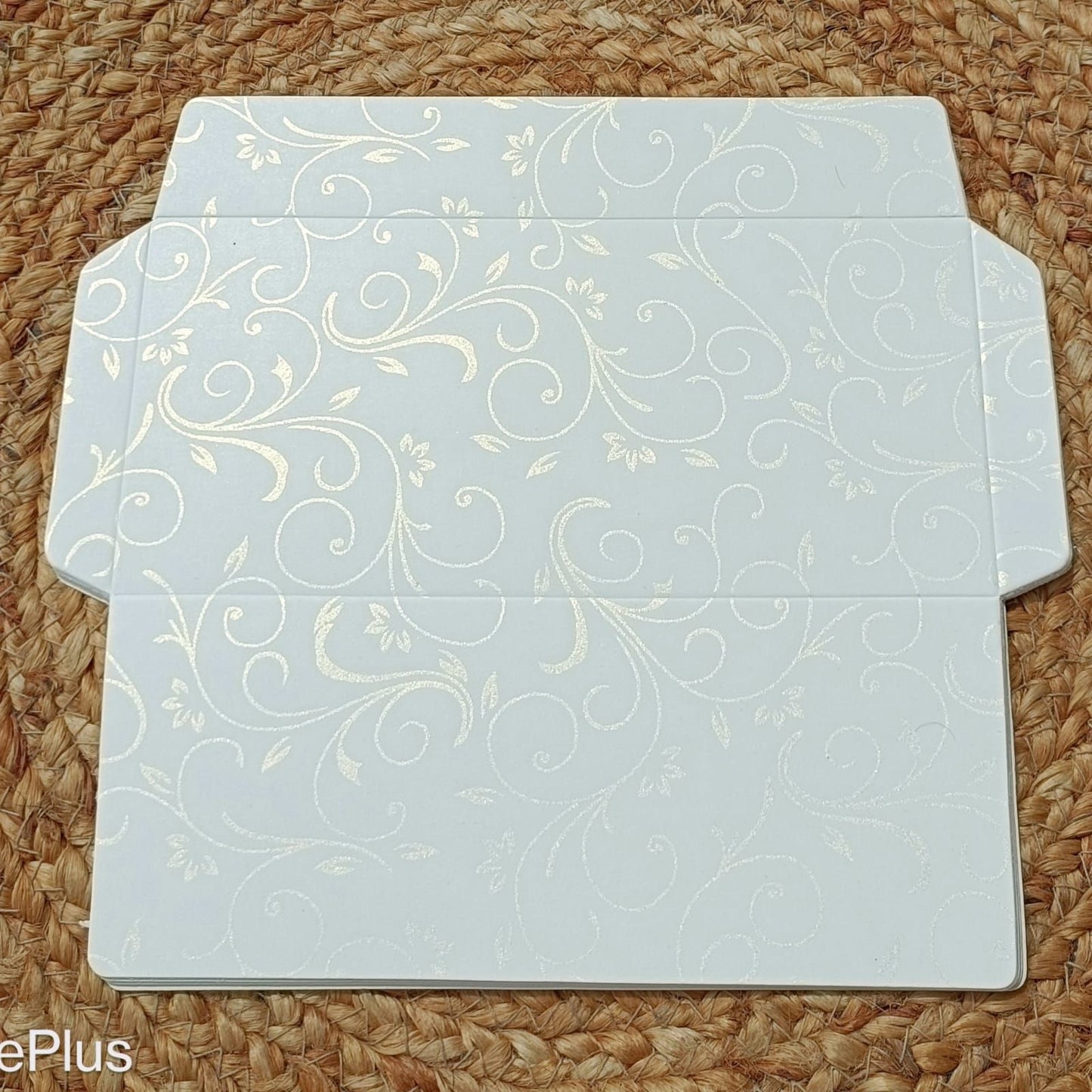 Envelope Metallic White Self 