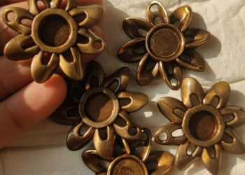 Brown Flower accessories