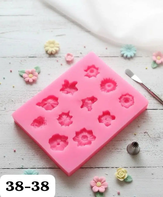 11 Cavity Pink Flower Mould HBR38-38
